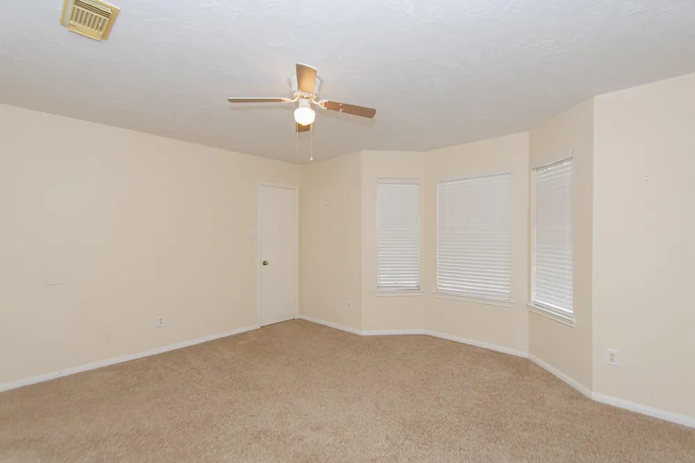 1710 Oak Valley Drive Kemah, TX 77565