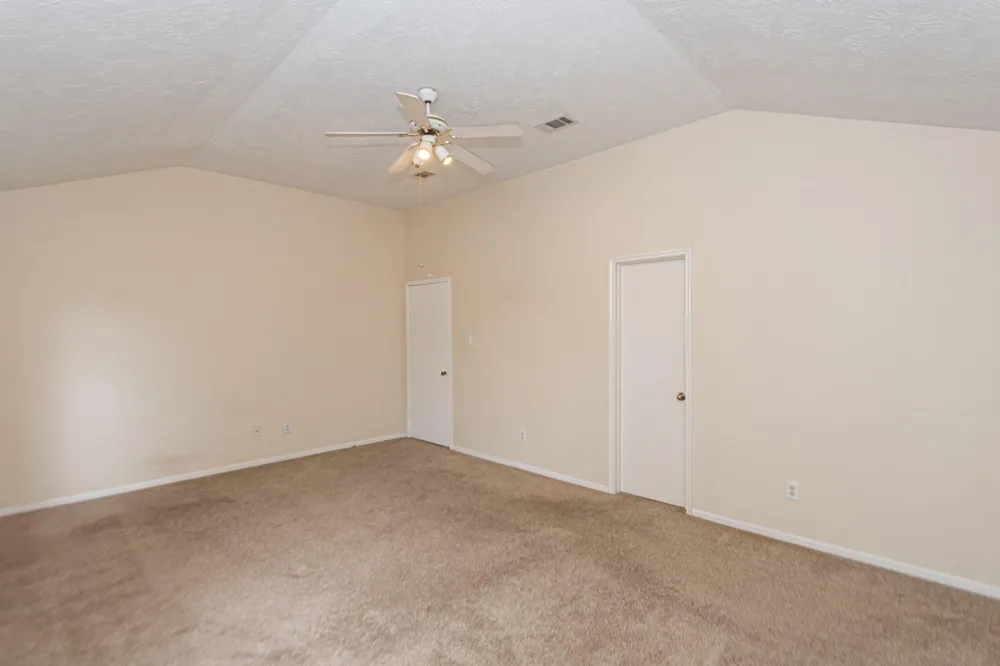 1710 Oak Valley Drive Kemah, TX 77565