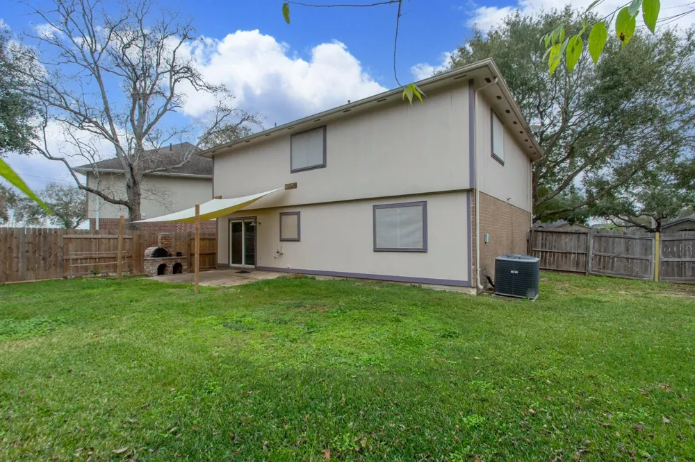 1710 Oak Valley Drive Kemah, TX 77565