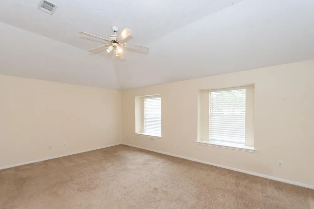 1710 Oak Valley Drive Kemah, TX 77565