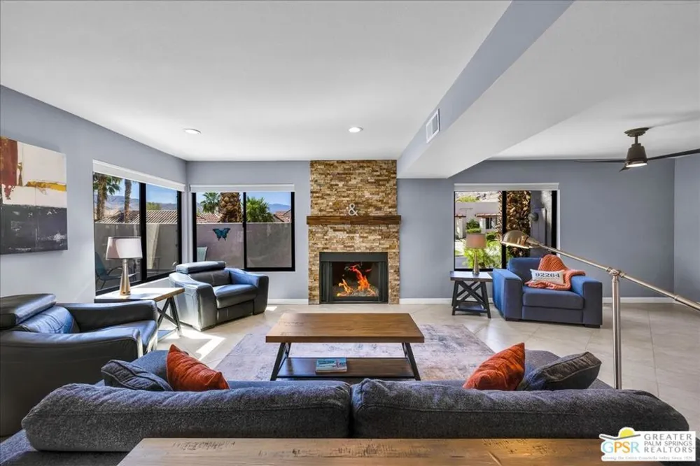 230 Canyon Circle