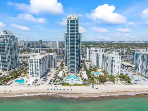 3101 S Ocean Dr #2705