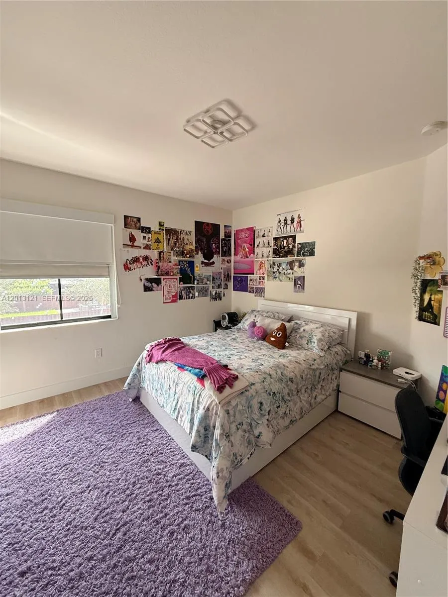 8640 NW 101st Pl Doral, FL 33178