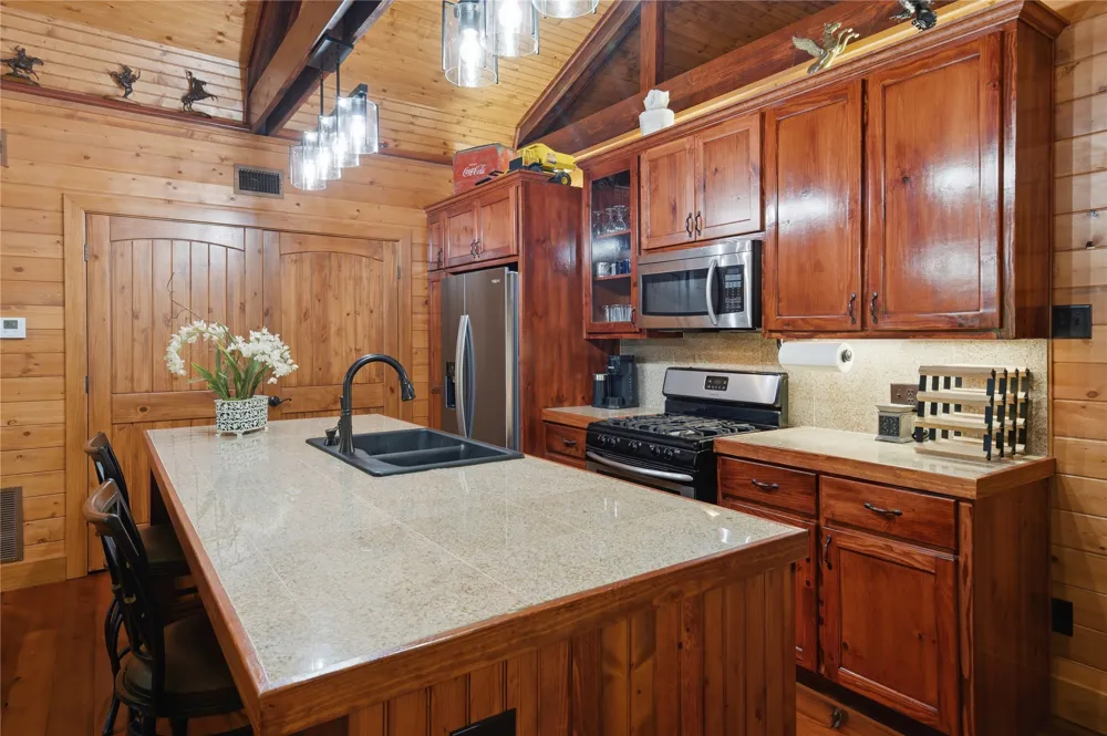 2287 CR 3402 Bullard, TX 75757