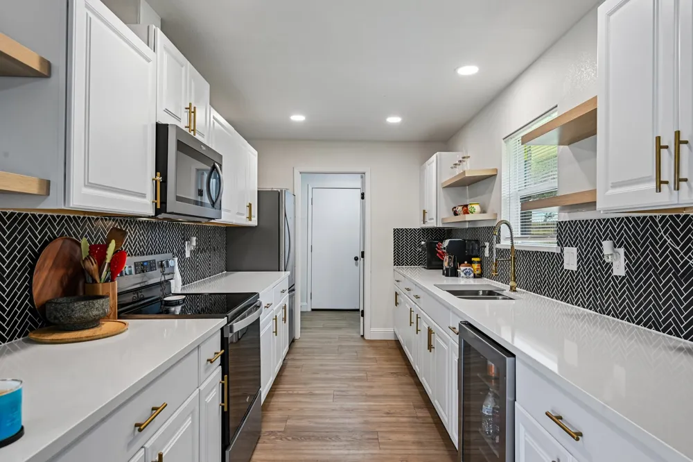 813 Oakbluff Drive Lancaster, TX 75146