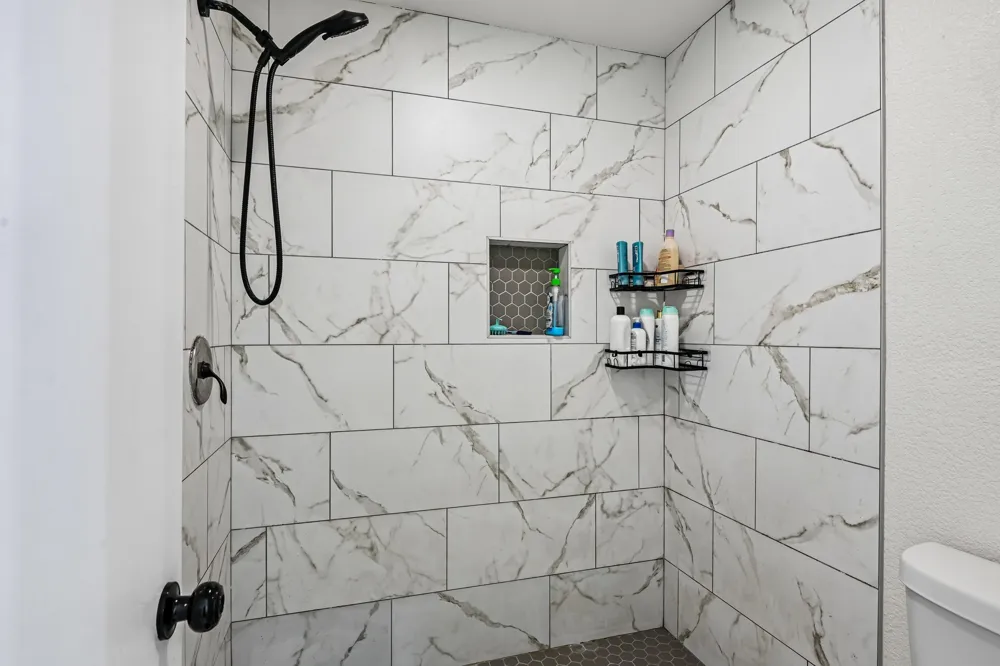 813 Oakbluff Drive Lancaster, TX 75146