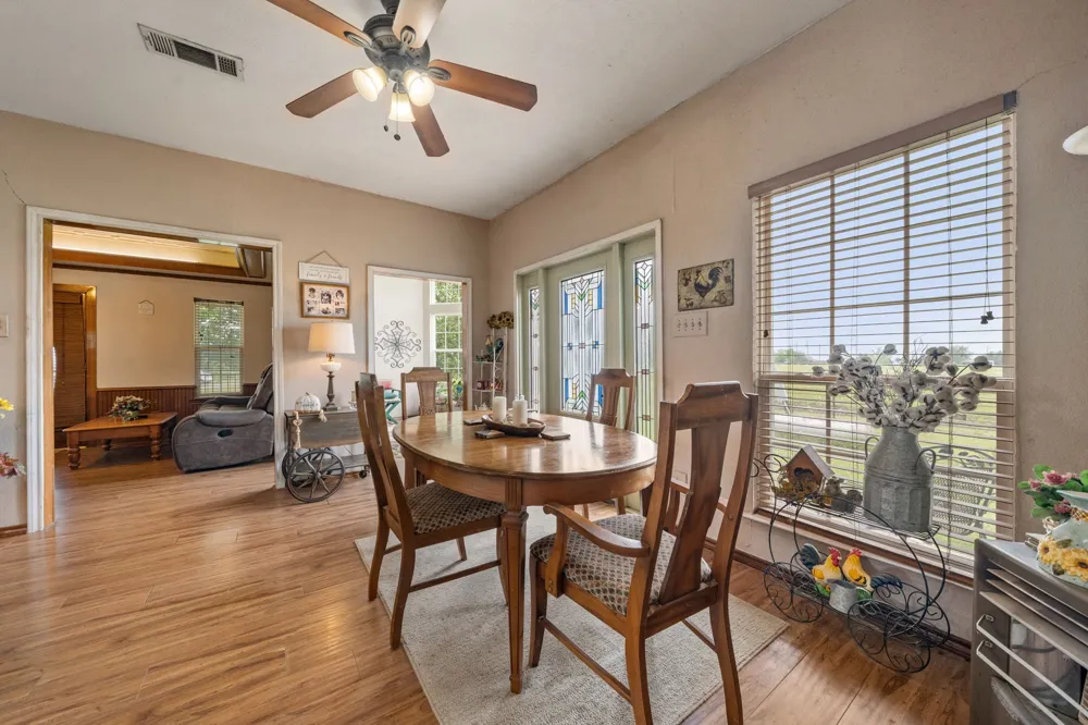 404 Fm 1566 W Wolfe City, TX 75496