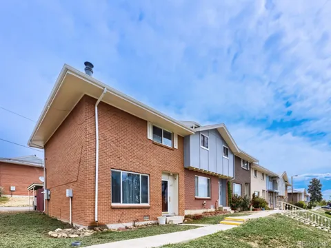 8763 Santa Fe Drive