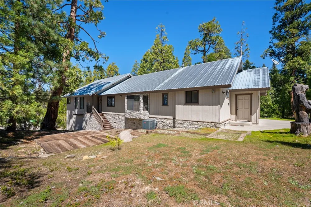 40971 Woodridge Shaver Lake, CA 93664