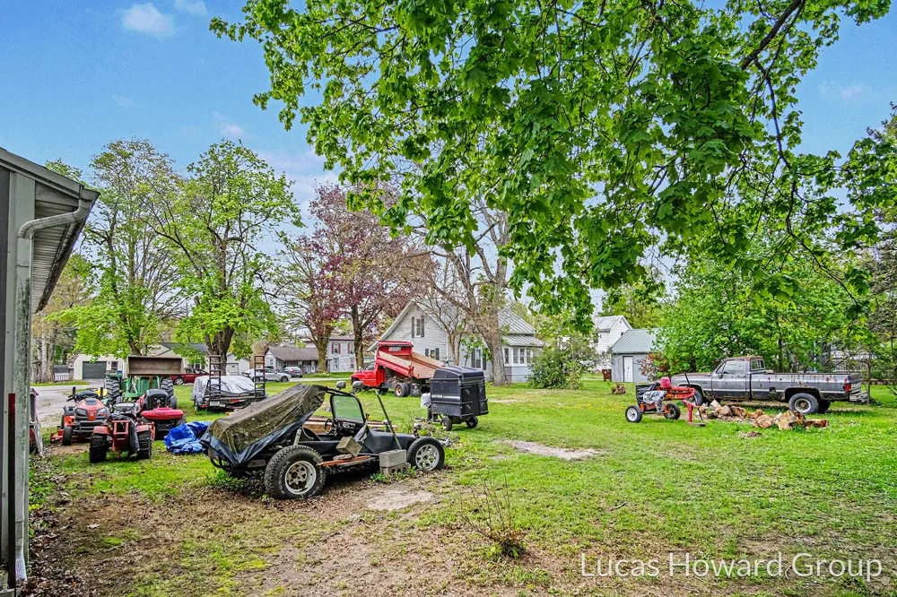 229 S Sherman Street Evergreen Township, MI 48884