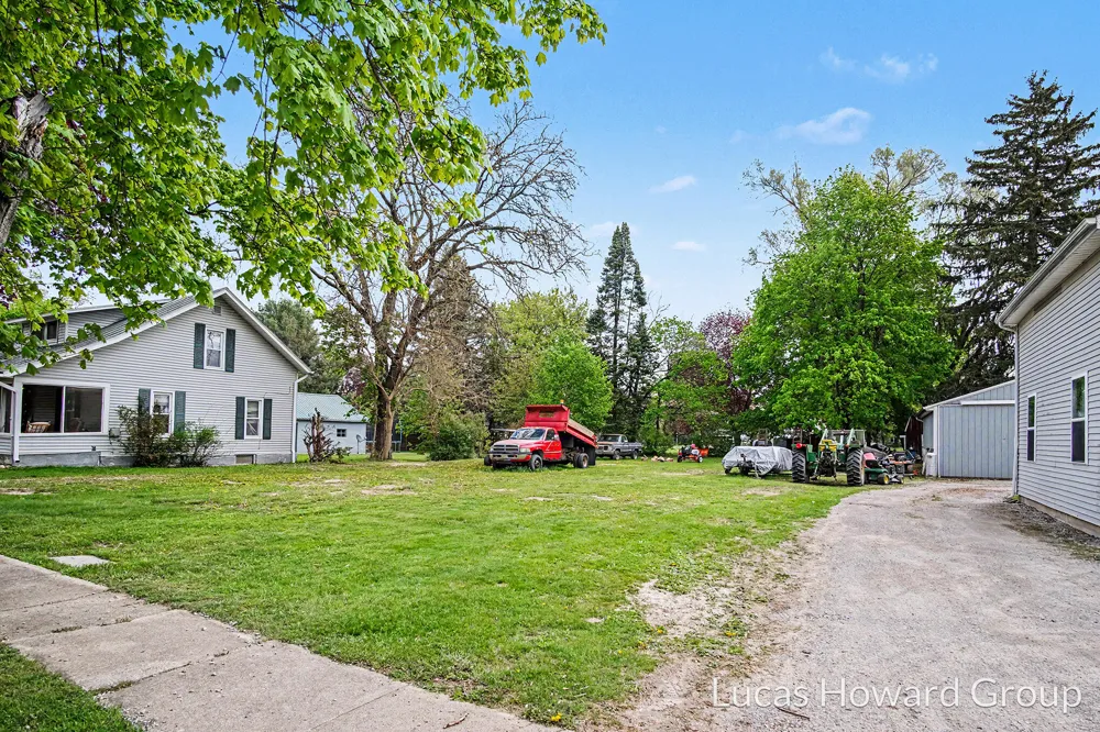 229 S Sherman Street Evergreen Township, MI 48884