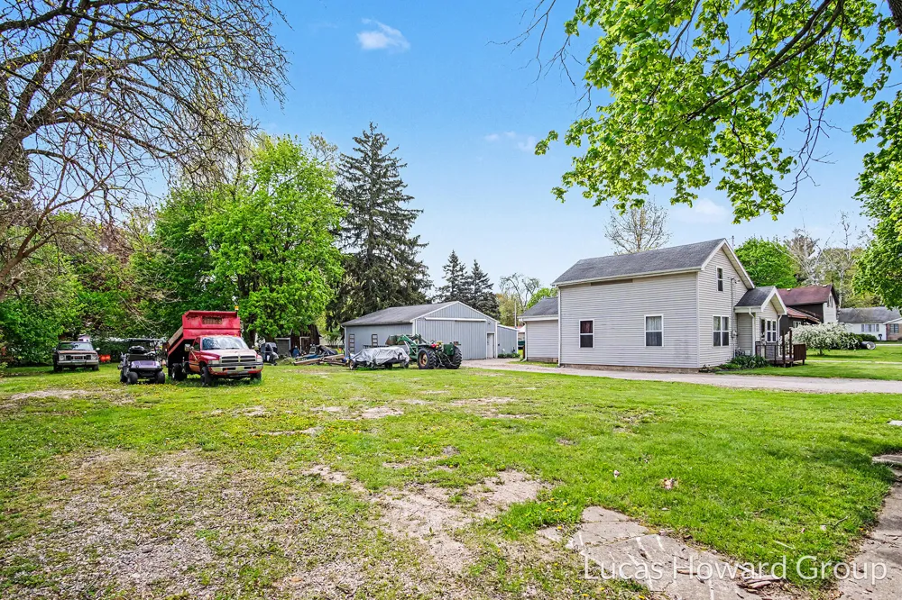 229 S Sherman Street Evergreen Township, MI 48884