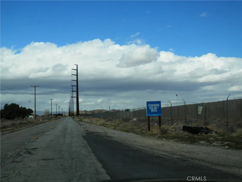 Trotter Avenue Mojave, CA 93501