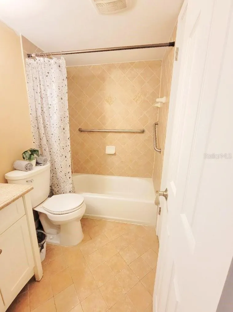 596 ORANGE DRIVE #150 Altamonte Springs, FL 32701