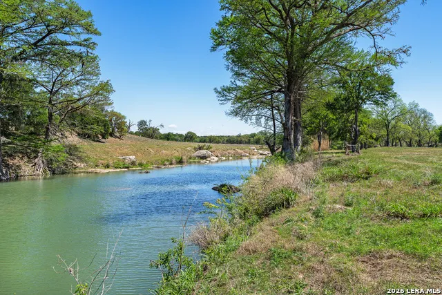 0010 Clearwater Comfort, TX 78013