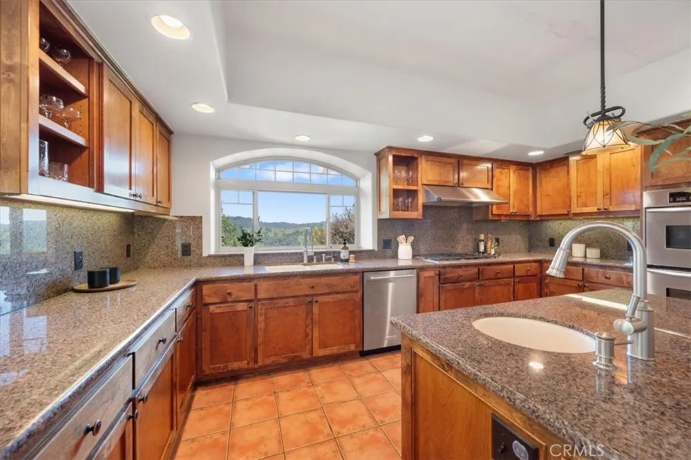 1550 Post Canyon Templeton, CA 93465