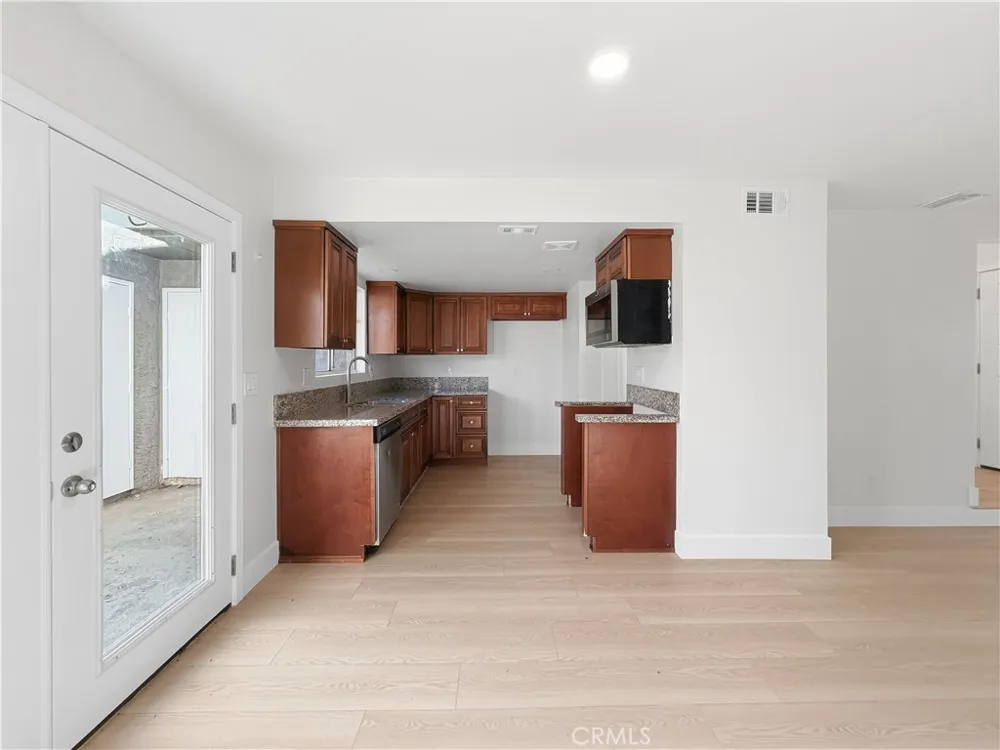 3600 Mountain San Bernardino, CA 92404