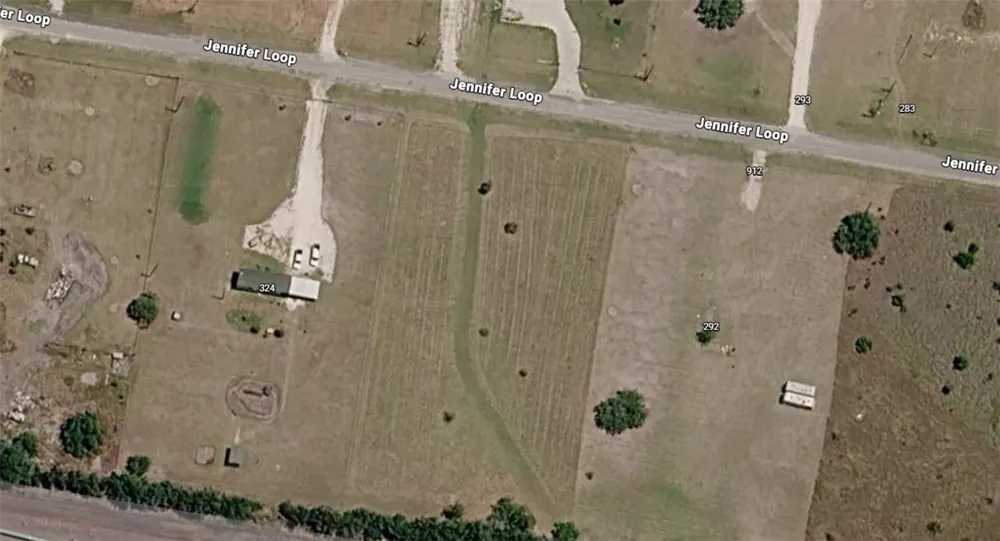 Jennifer Loop Orange Grove, TX 78372