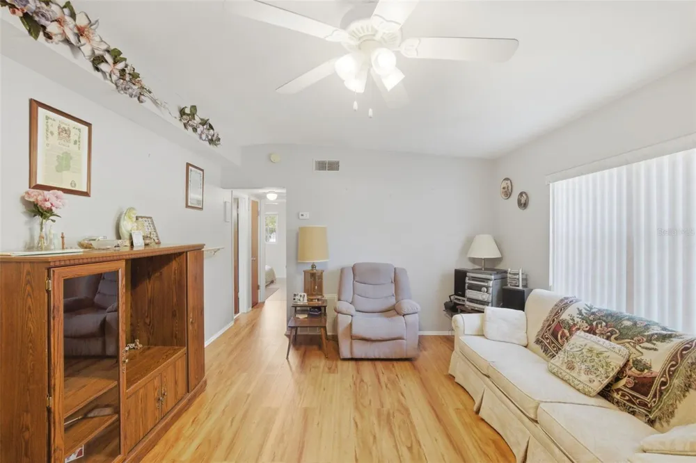 481 KENTIA ROAD Casselberry, FL 32707