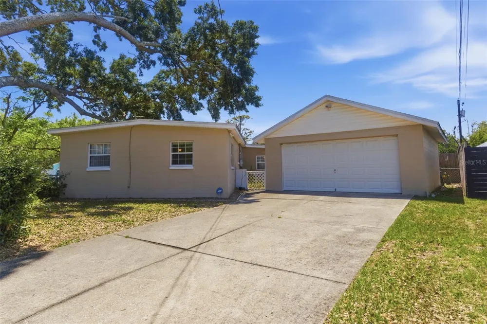 481 KENTIA ROAD Casselberry, FL 32707