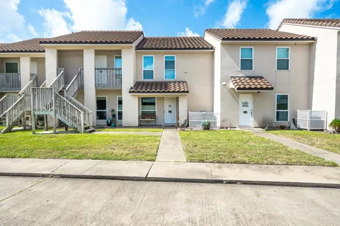 221 Marion Dr. ##D-104