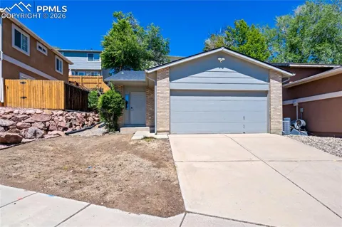 2660 Christopher Terrace