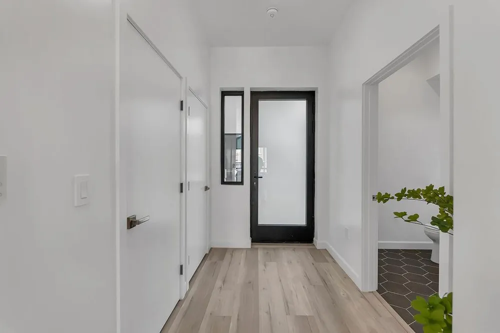 889 McLellan Drive #205 South San Francisco, CA 94080