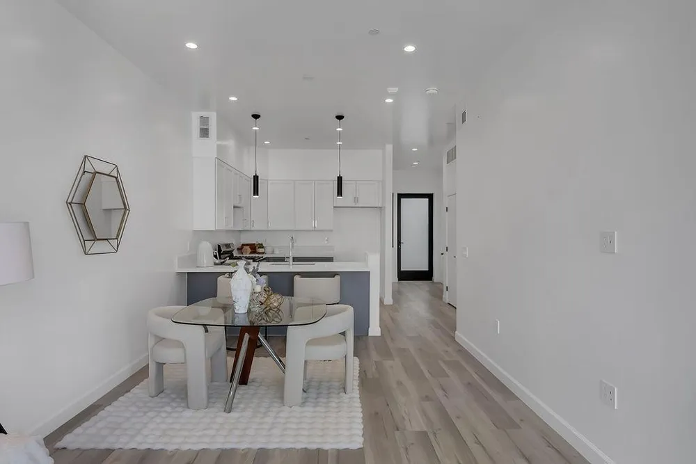 889 McLellan Drive #205 South San Francisco, CA 94080