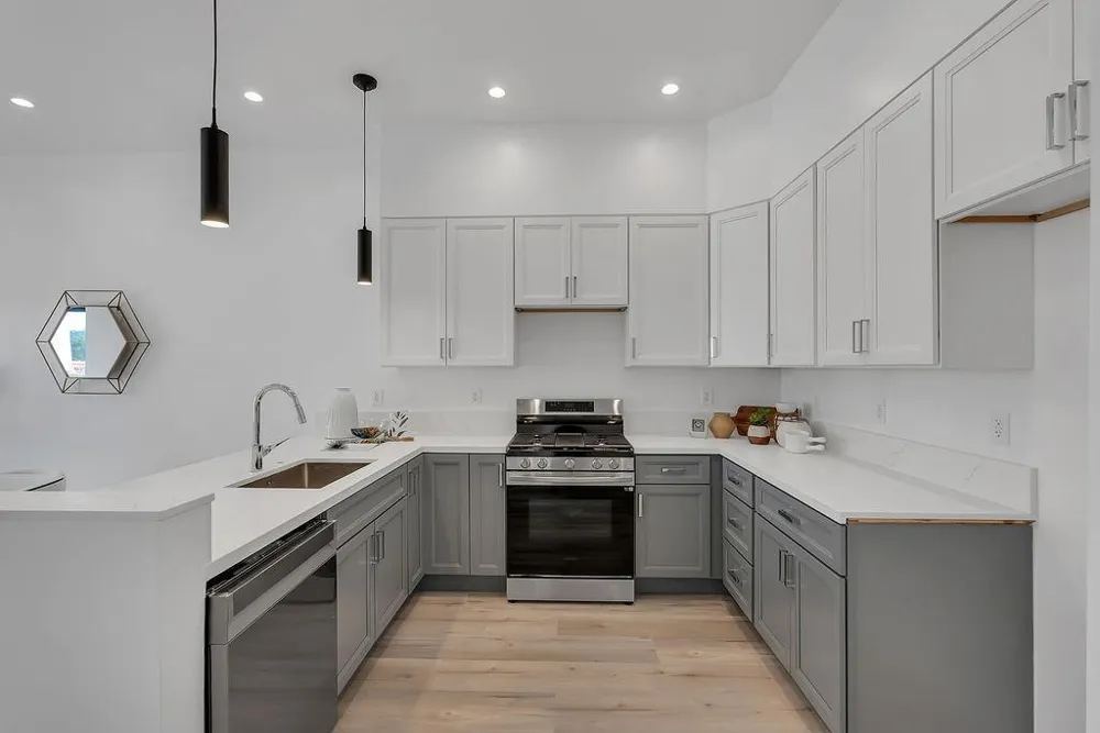 889 McLellan Drive #205 South San Francisco, CA 94080