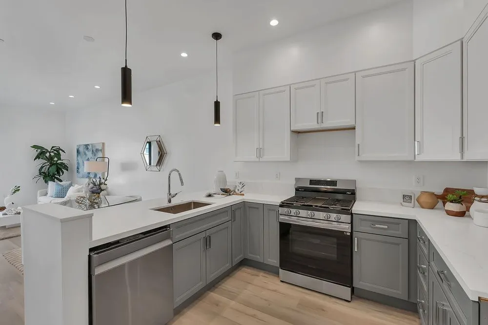 889 McLellan Drive #205 South San Francisco, CA 94080