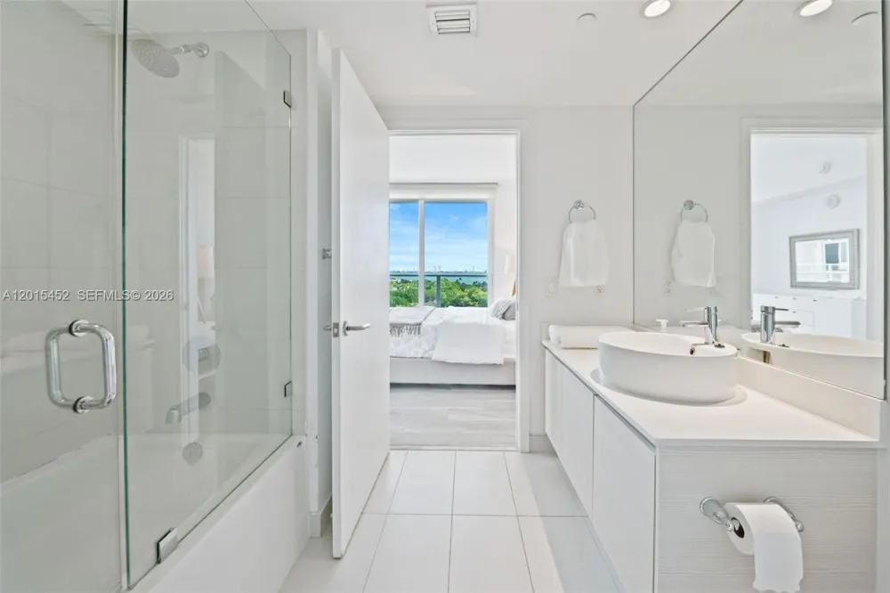 4250 Biscayne Blvd #1009 Miami, FL 33137