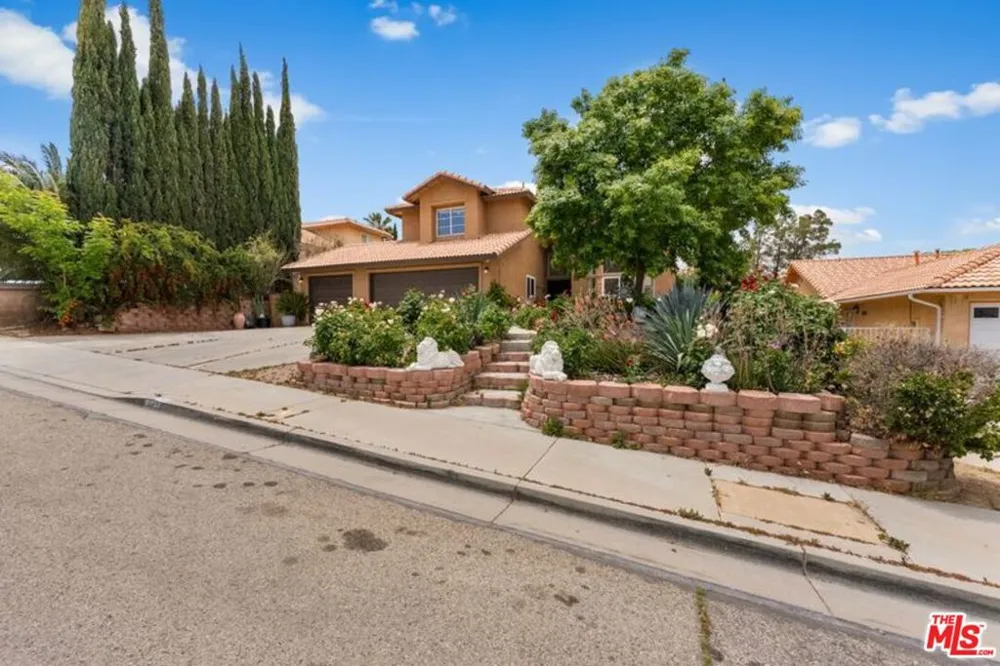 36557 Buckboard Court Palmdale, CA 93550