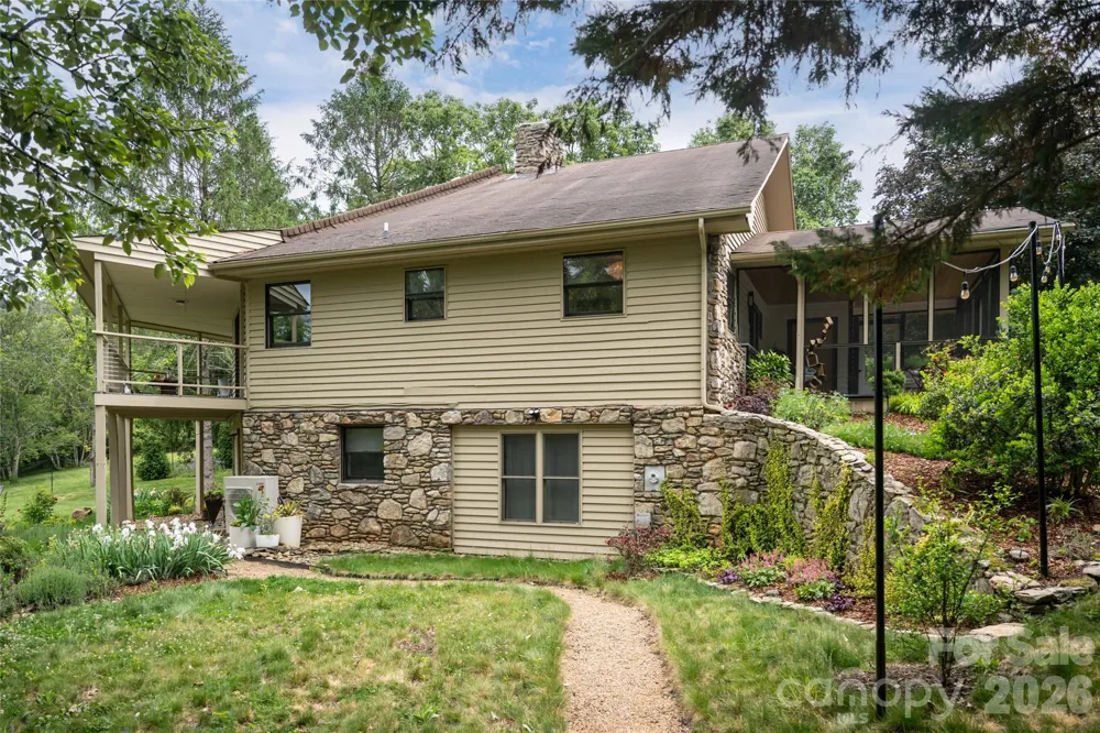 56 Donna Lane Alexander, NC 28701