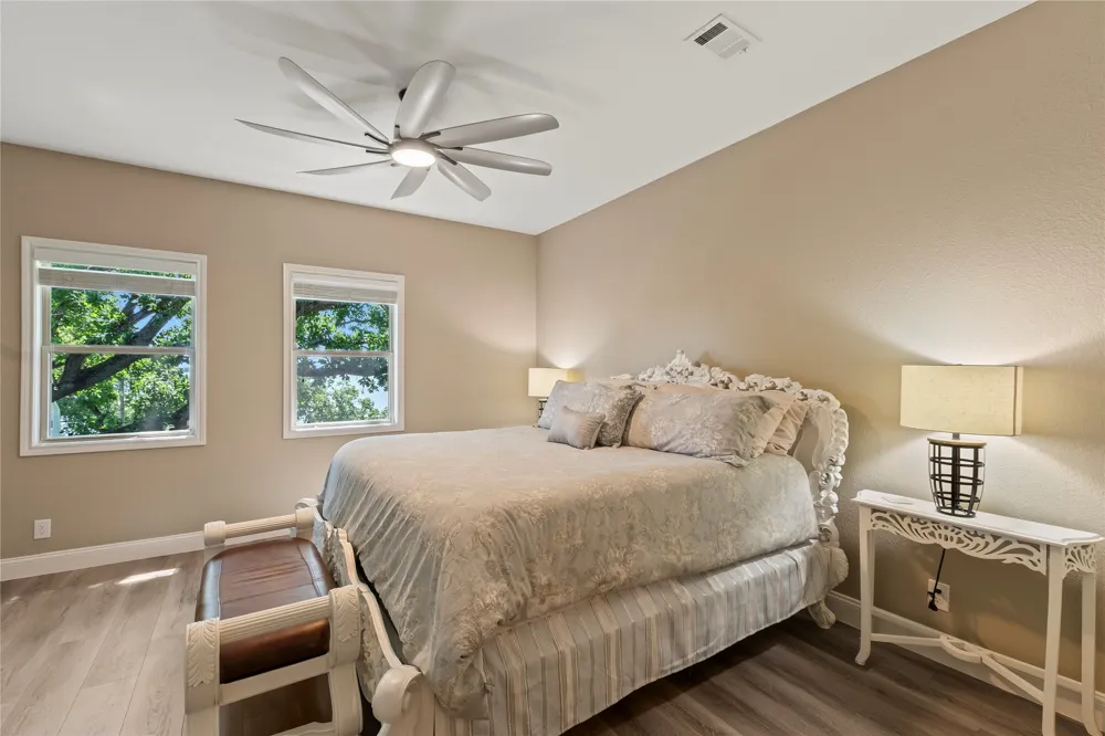 1301 Oak Hill Drive Kemp, TX 75143