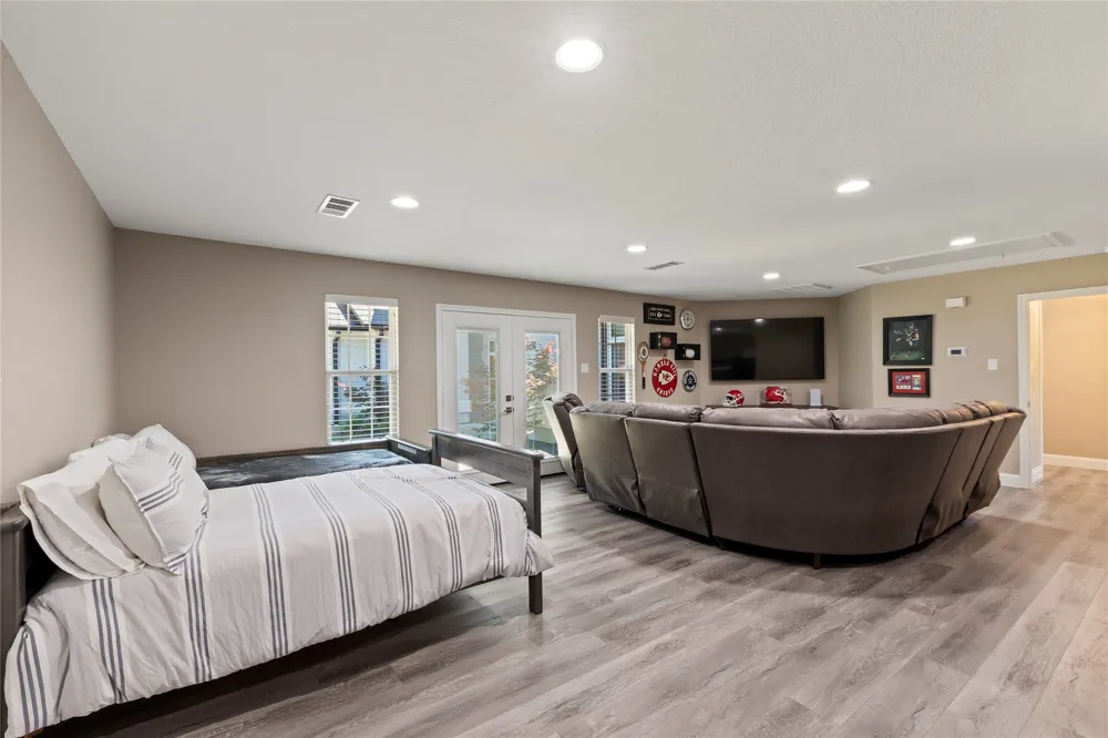1301 Oak Hill Drive Kemp, TX 75143