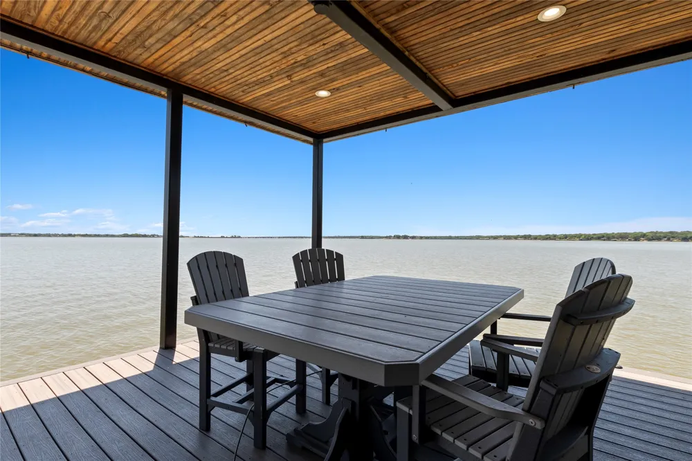 1301 Oak Hill Drive Kemp, TX 75143
