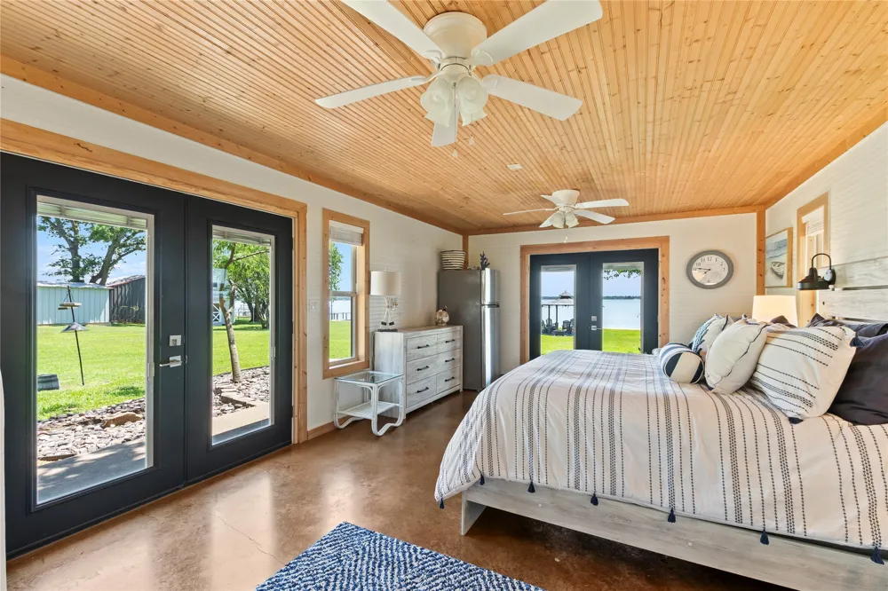 1301 Oak Hill Drive Kemp, TX 75143