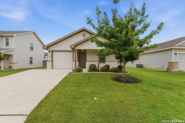 2409 Ranger Pass Seguin, TX 78155