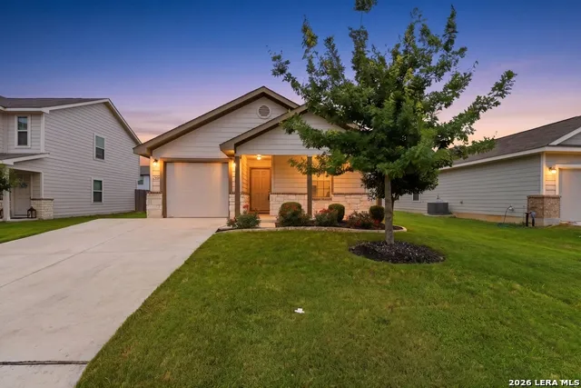 2409 Ranger Pass Seguin, TX 78155