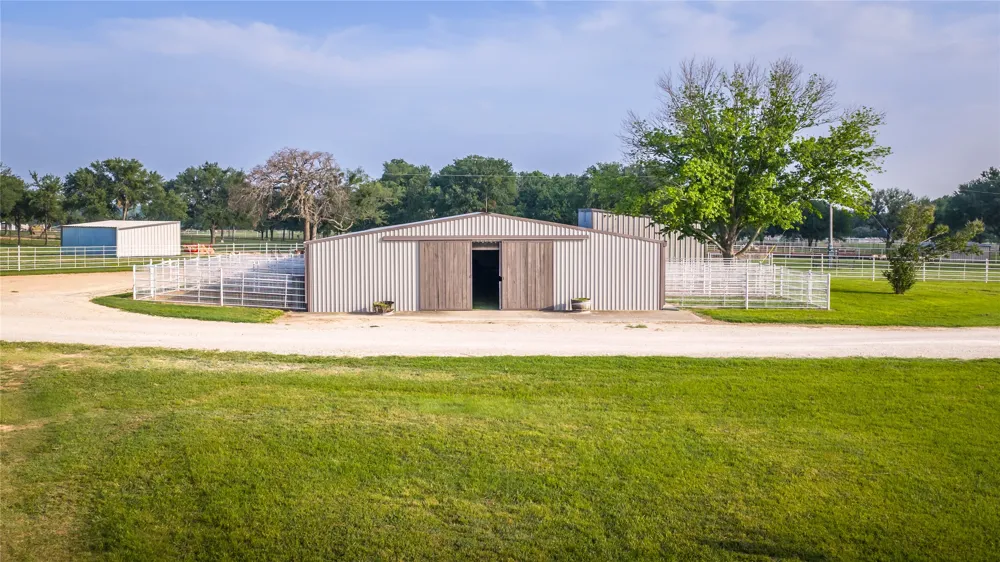 24183 S US 281 Hico, TX 76457