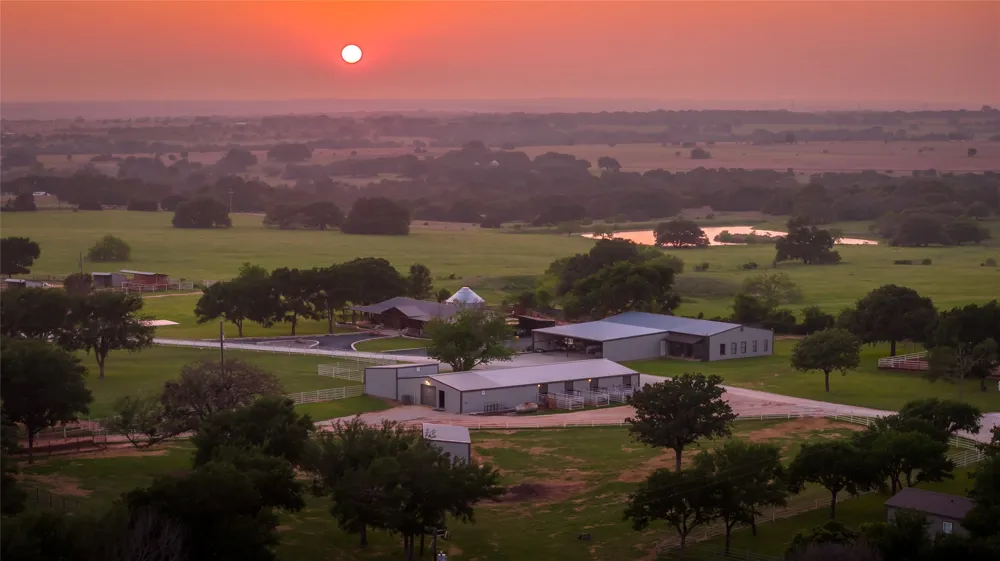 24183 S US 281 Hico, TX 76457