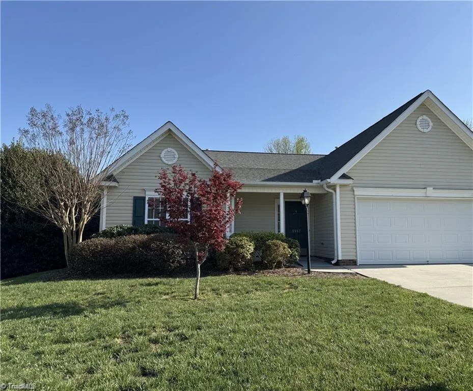 5862 Sunny Ridge Trail Clemmons, NC 27012