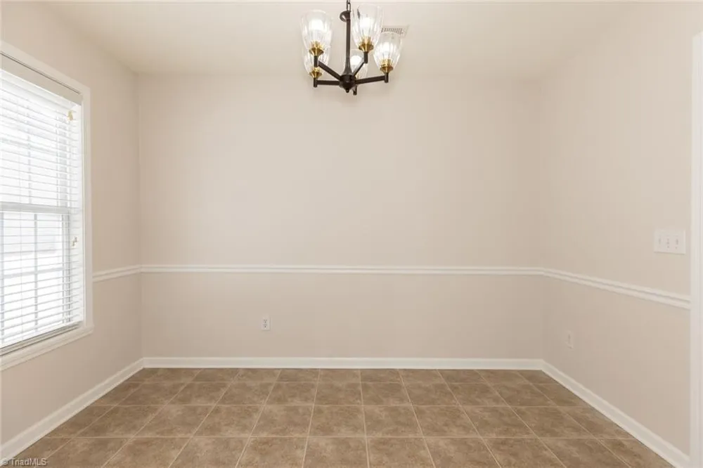 5862 Sunny Ridge Trail Clemmons, NC 27012