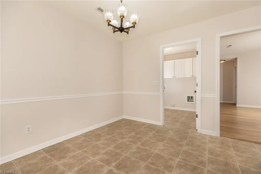 5862 Sunny Ridge Trail Clemmons, NC 27012