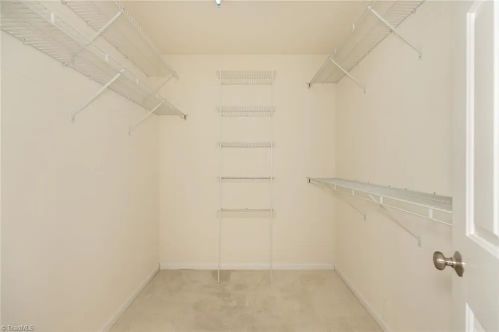 5862 Sunny Ridge Trail Clemmons, NC 27012
