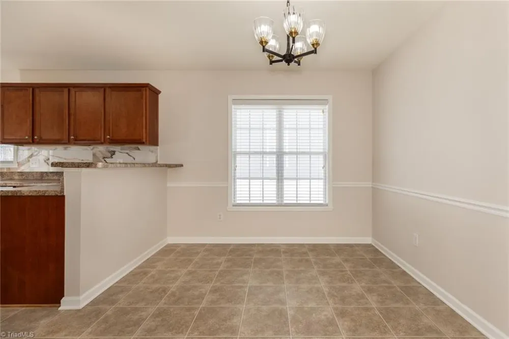 5862 Sunny Ridge Trail Clemmons, NC 27012