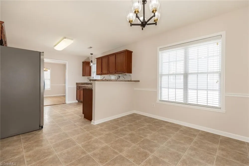 5862 Sunny Ridge Trail Clemmons, NC 27012