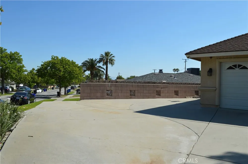 3954 Garden San Bernardino, CA 92404