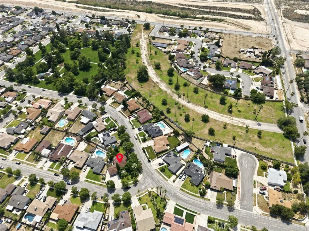 3954 Garden San Bernardino, CA 92404