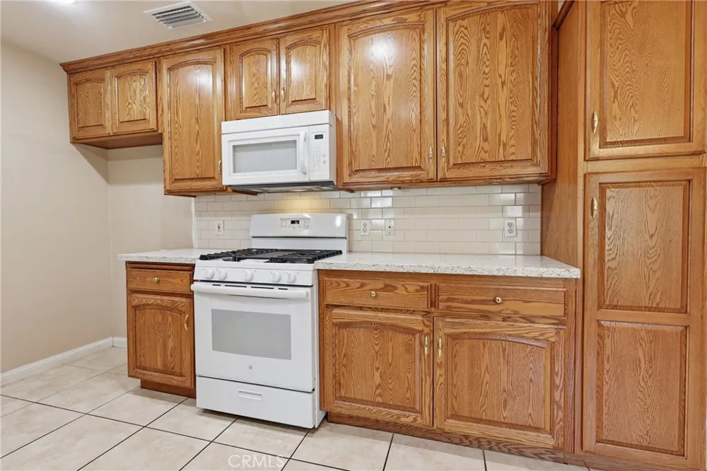 3954 Garden San Bernardino, CA 92404
